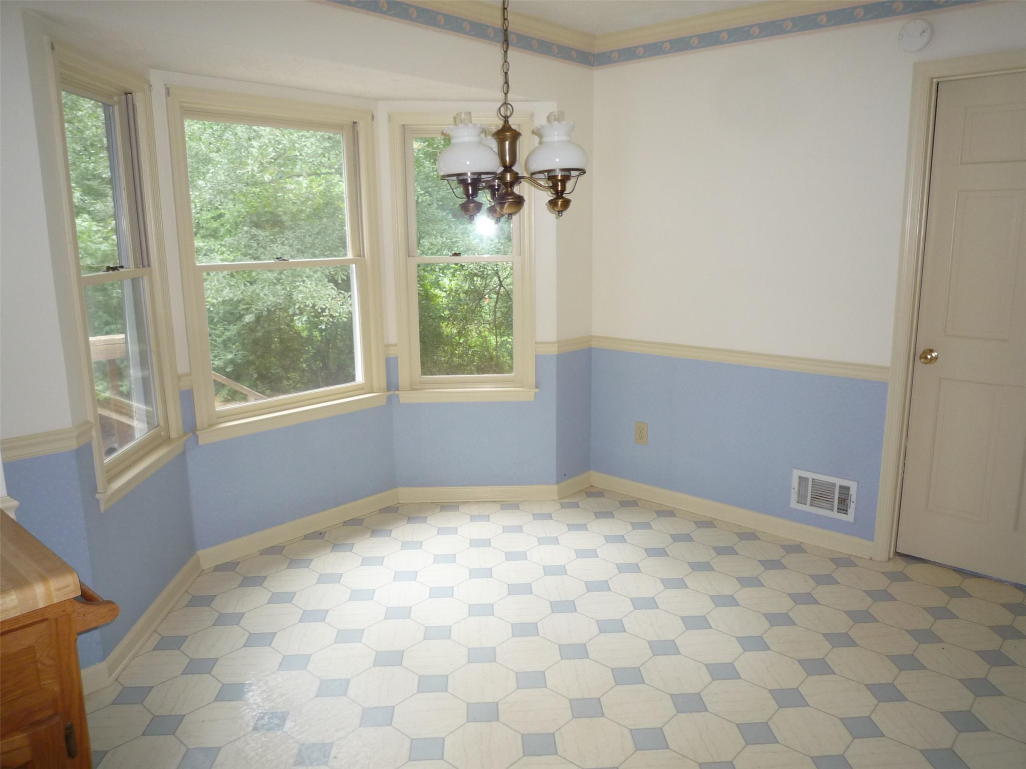 549 Taylor Rd, Suwanee, GA 30024 photo 11