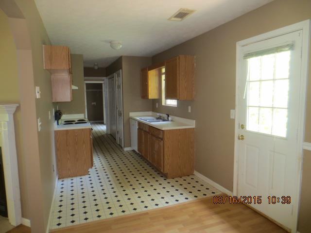 344 Garr, Jackson, GA 30233 photo 4