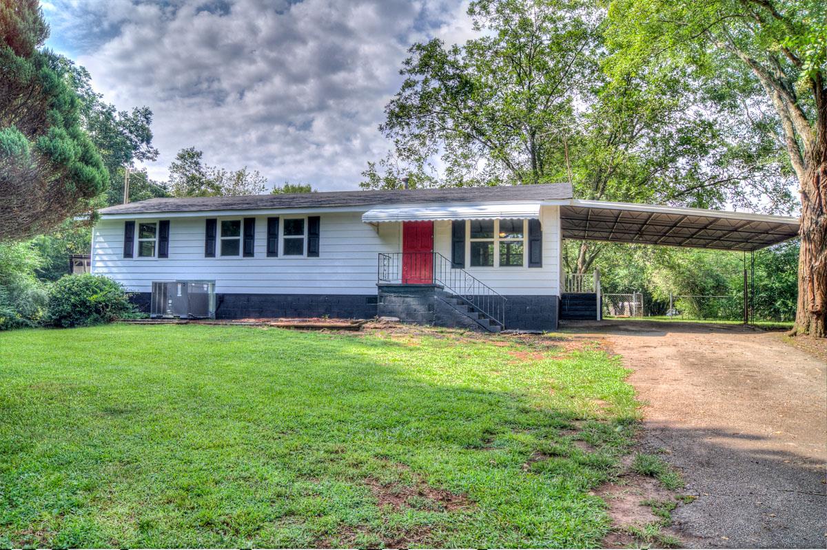 285 Purser Cir, Williamson, GA 30292 photo 1