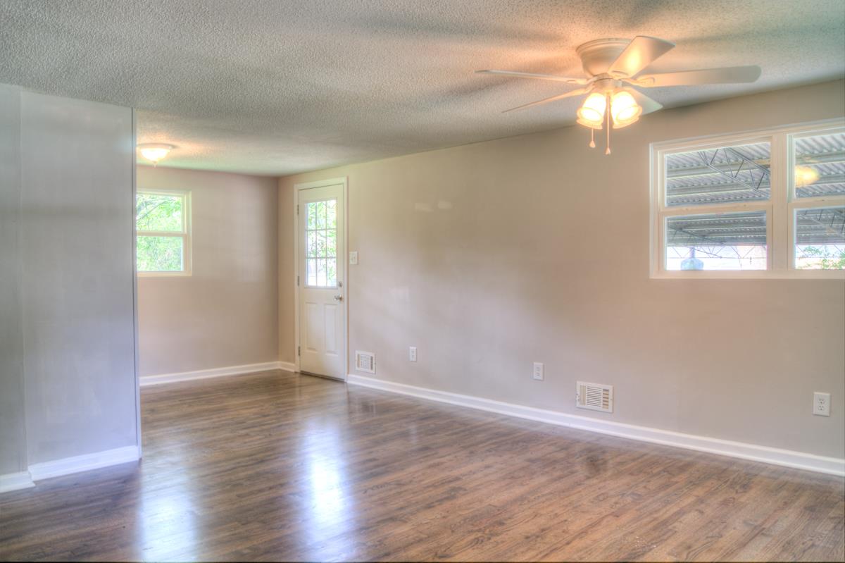 285 Purser Cir, Williamson, GA 30292 photo 19