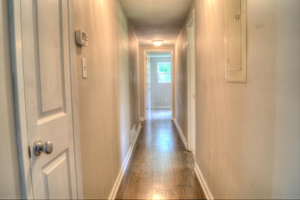 285 Purser Cir, Williamson, GA 30292 photo 11