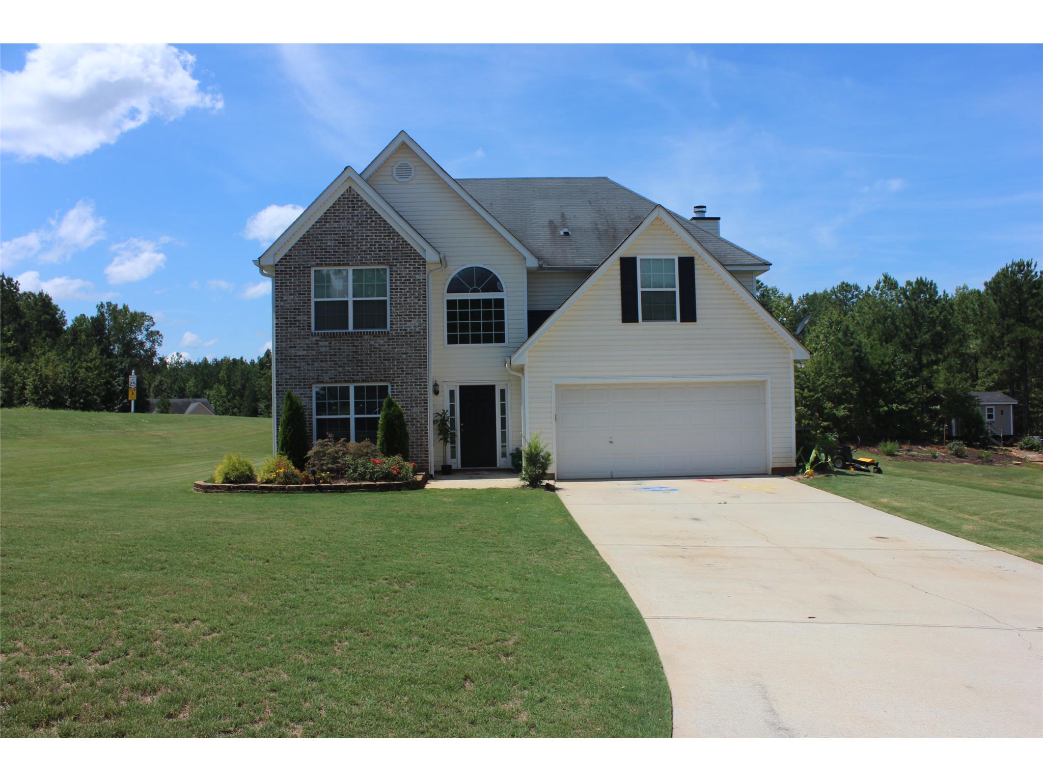 102 Halls Ct, Jackson, GA 30233 photo 1