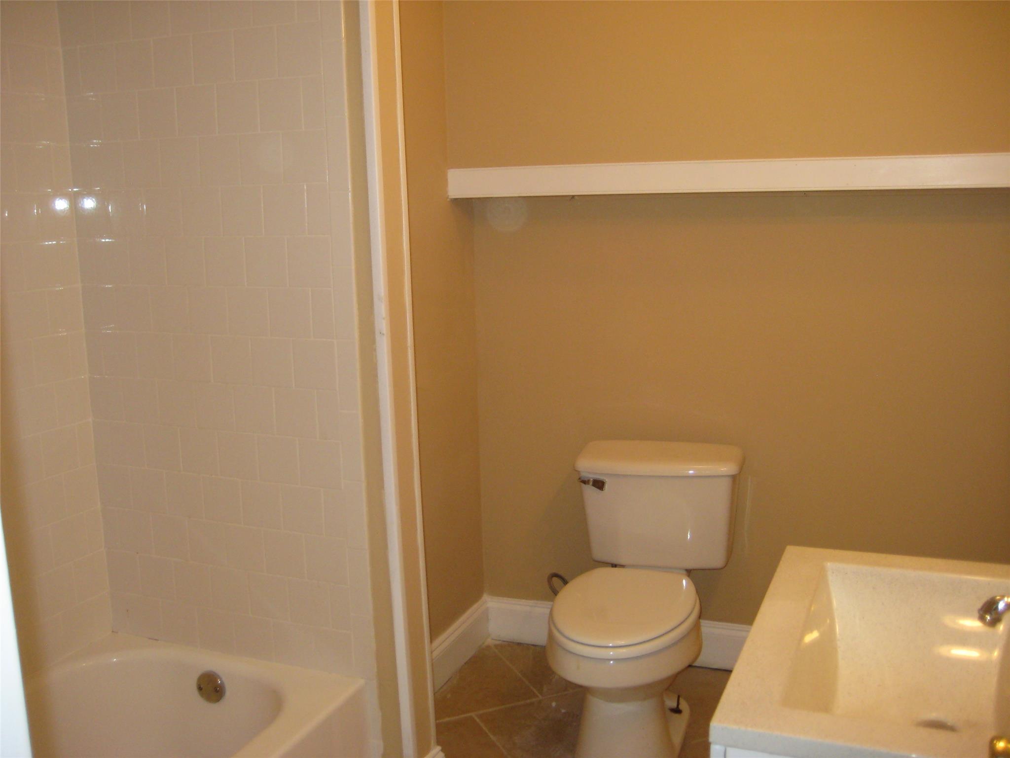 9170 Pine Tree Cir, Gainesville, GA 30506 photo 12