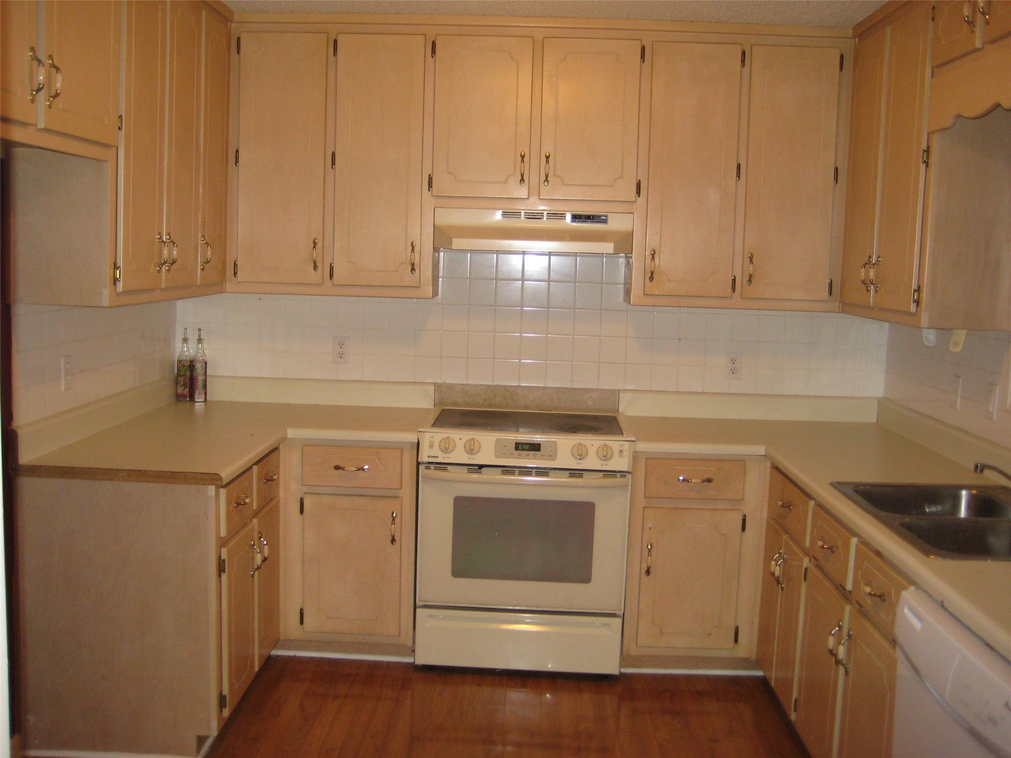 9170 Pine Tree Cir, Gainesville, GA 30506 photo 2
