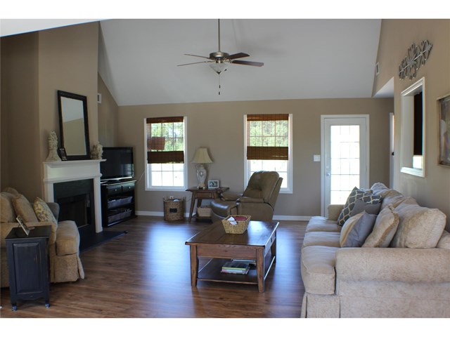 1410 Rainey Rd, Temple, GA 30179 photo 2