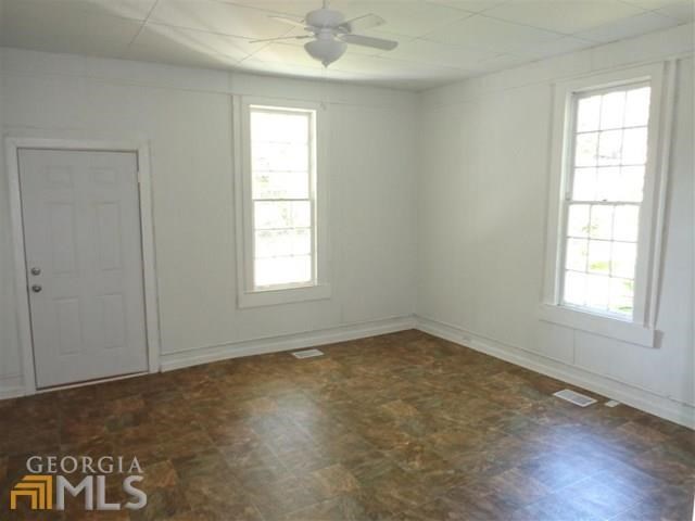 28 E Kimble St, Newnan, GA 30263 photo 4