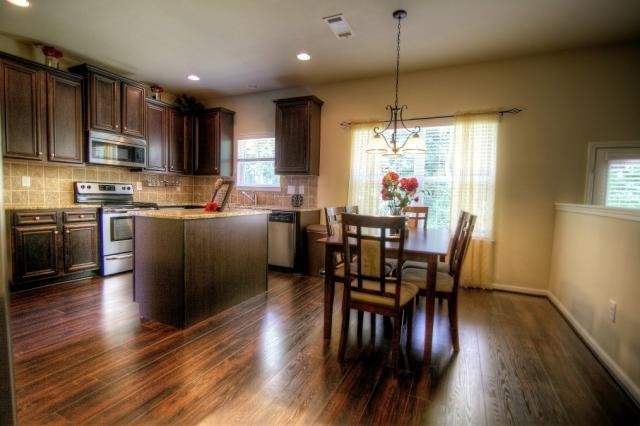 117 Mariahs Walk, Hampton, GA 30228 photo 8