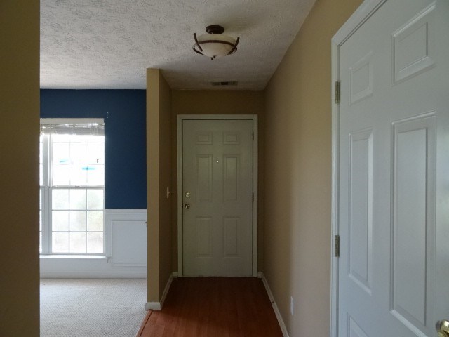 401 Ash Trace Ln, Grayson, GA 30017 photo 2