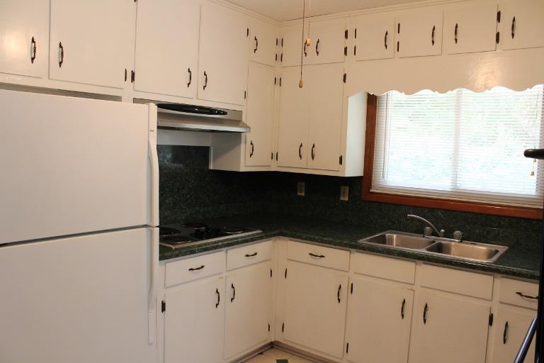 3072 Claiborne Dr, Duluth, GA 30096 photo 5