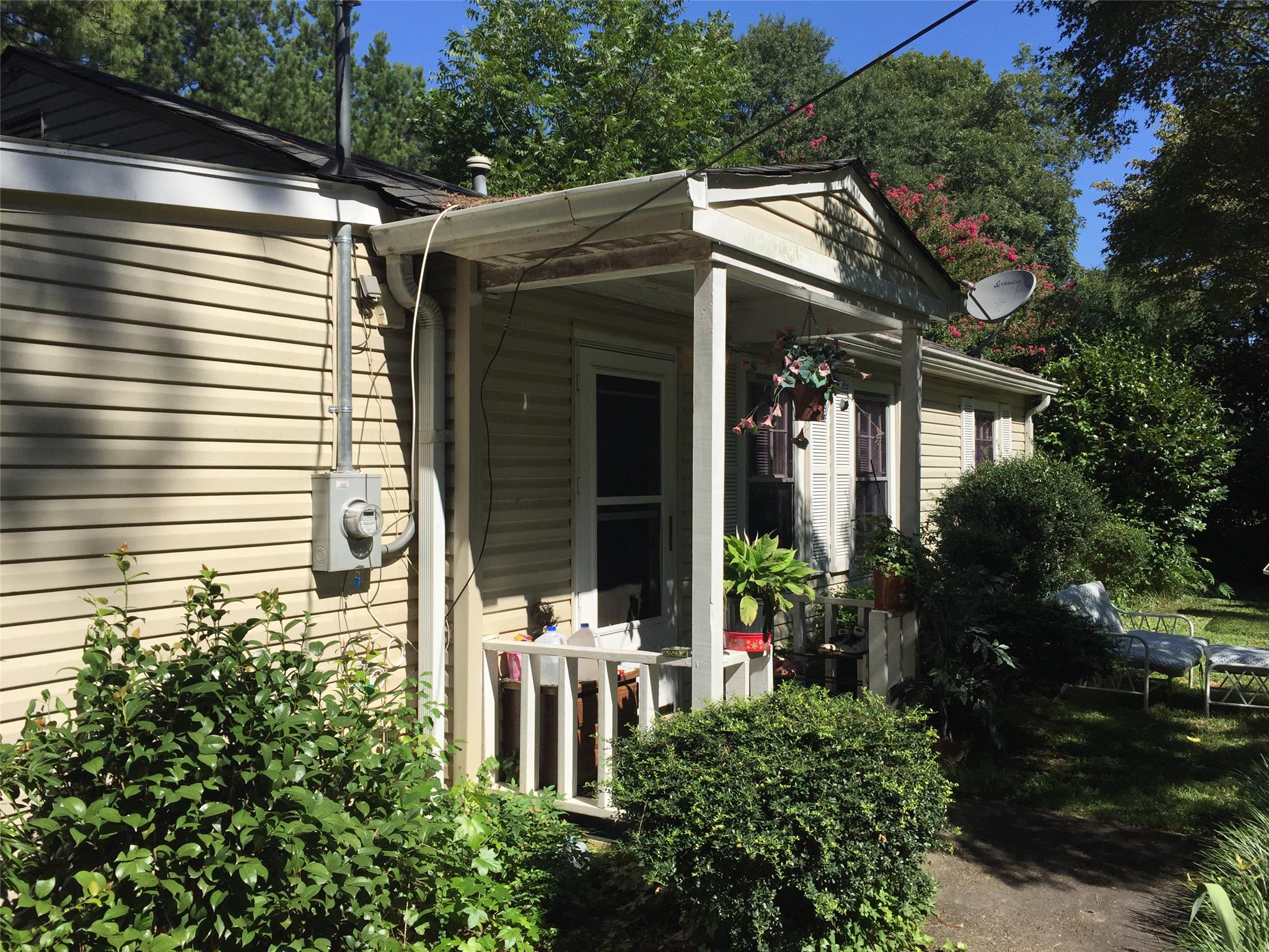 3958 Forrest Ct, Atlanta, GA 30341 photo 2