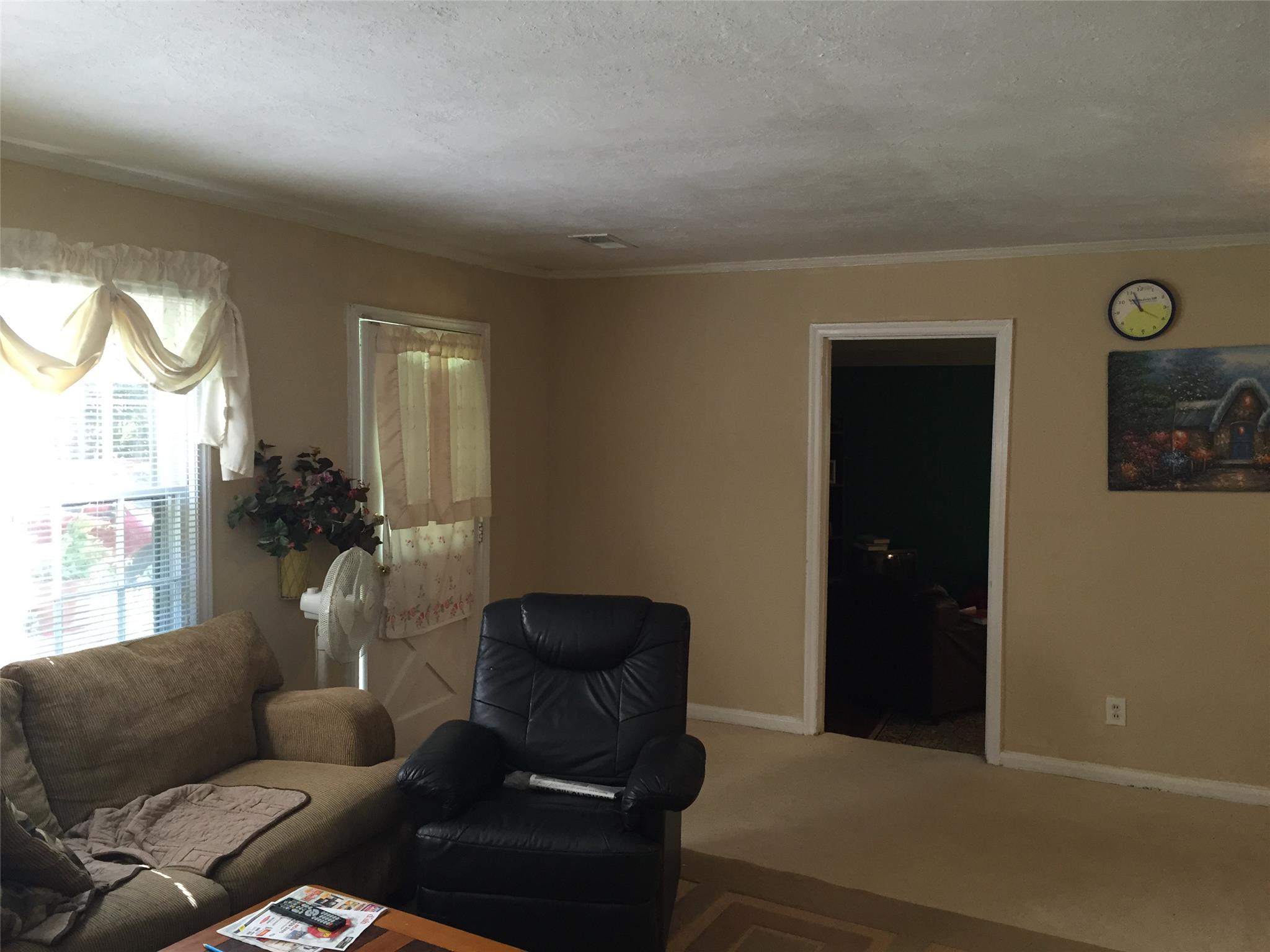 3958 Forrest Ct, Atlanta, GA 30341 photo 5