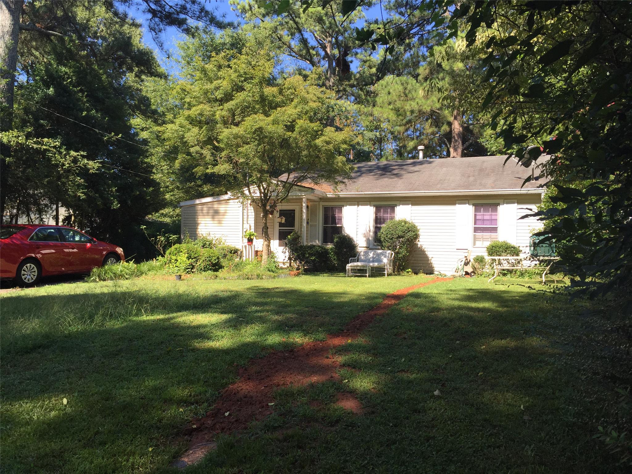 3958 Forrest Ct, Atlanta, GA 30341 photo 3