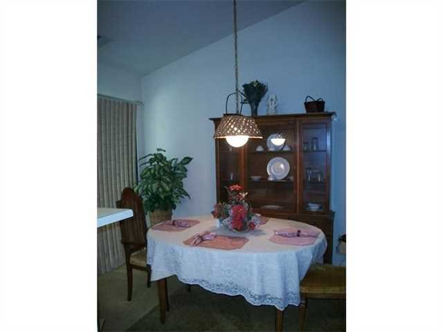 3874 Springleaf Ct, Stone Mountain, GA 30083 photo 6