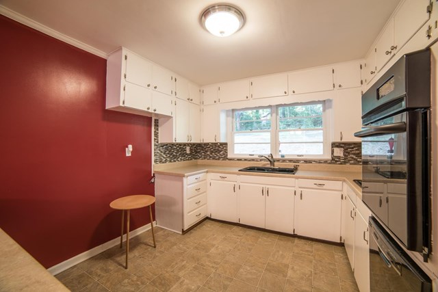 417 Pine Cir, Monroe, GA 30655 photo 8