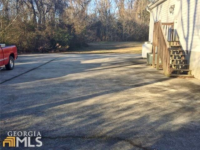 407 Covington St, Jackson, GA 30233 photo 4