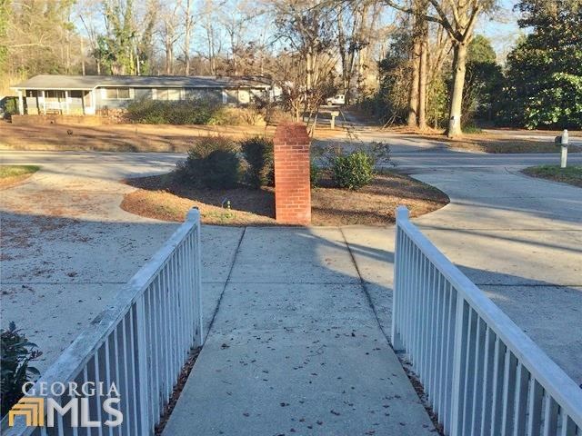 407 Covington St, Jackson, GA 30233 photo 9