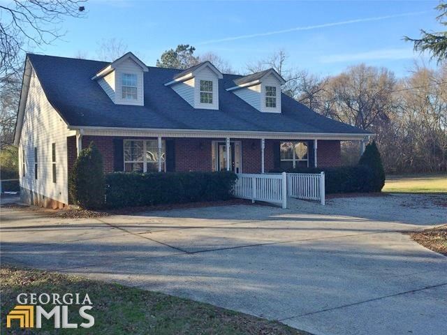 407 Covington St, Jackson, GA 30233 photo 1