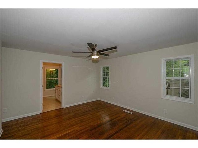 3924 Captain Dr, Atlanta, GA 30341 photo 11