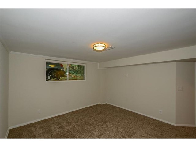 3924 Captain Dr, Atlanta, GA 30341 photo 18