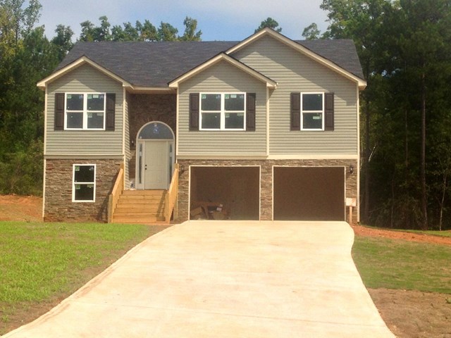 190 Oak Mdws, Covington, GA 30016 photo 1