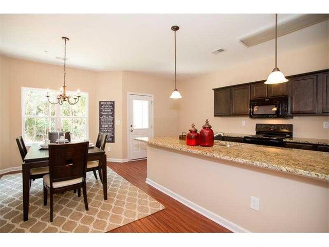 4084 Browne Ct, Conley, GA 30288 photo 4