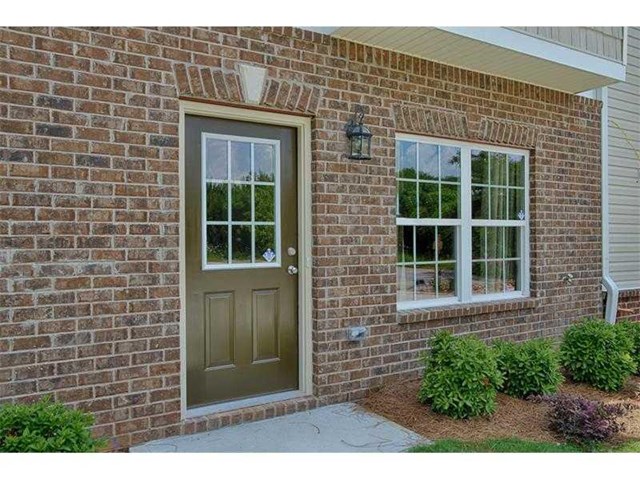 4084 Browne Ct, Conley, GA 30288 photo 2