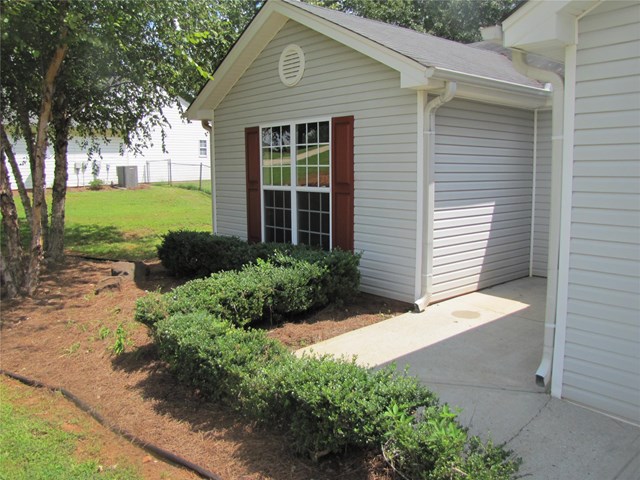 1511 Mill Creek Rd, Bethlehem, GA 30620 photo 2