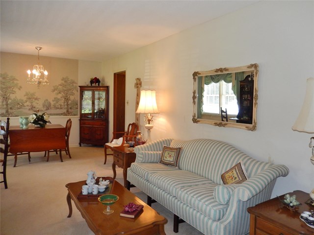 381 Willowdell Dr, Toccoa, GA 30577 photo 10