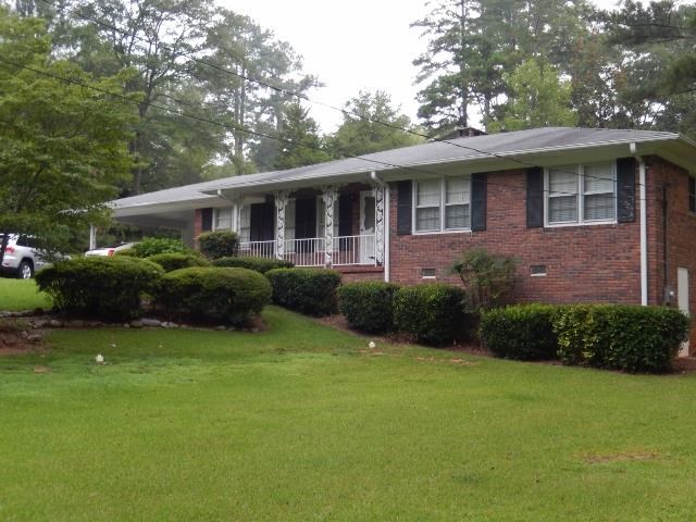 381 Willowdell Dr, Toccoa, GA 30577 photo 1