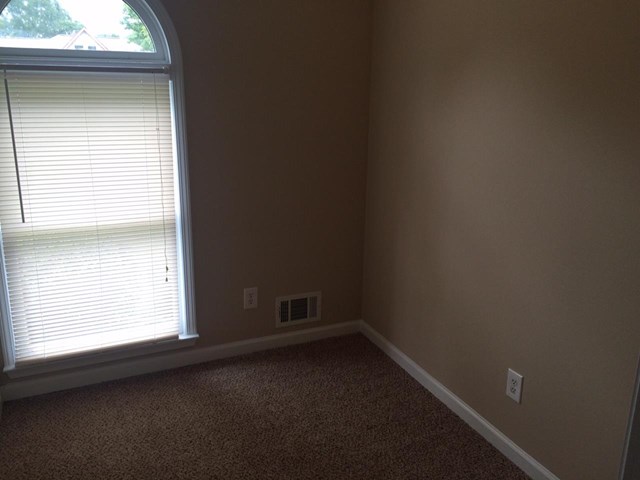 4127 Fieldway Rd, Rex, GA 30273 photo 8