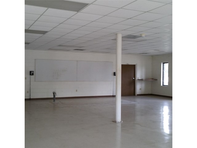 601 N Jefferson St, Dublin, GA 31021 photo 4