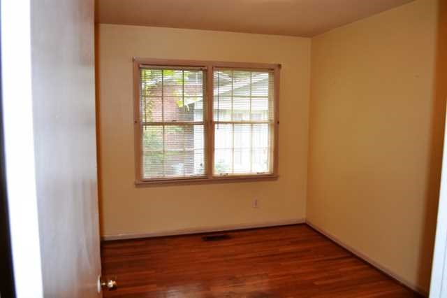 3865 Carlton Dr, Atlanta, GA 30341 photo 9