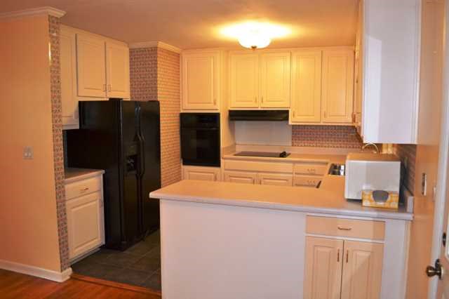 3865 Carlton Dr, Atlanta, GA 30341 photo 6