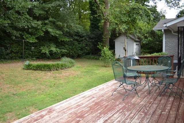 3865 Carlton Dr, Atlanta, GA 30341 photo 16