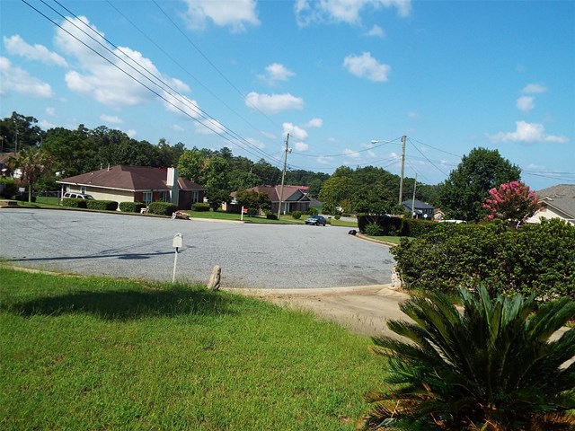 6235 Joyner Dr, Columbus, GA 31907 photo 3