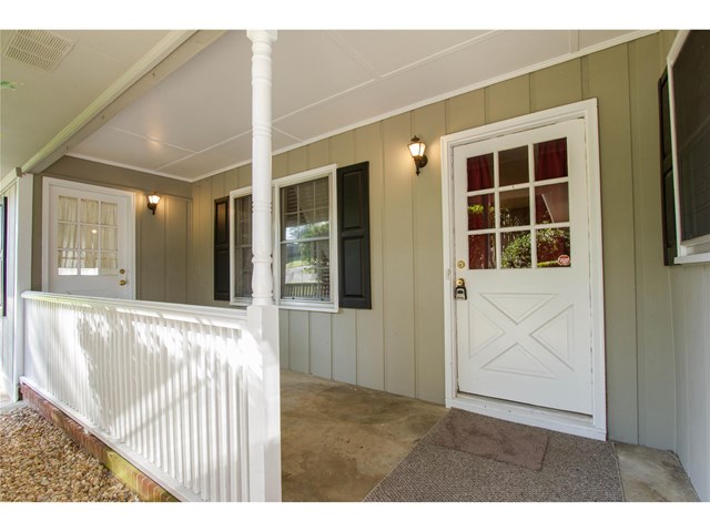 950 Pine Valley Rd, Winder, GA 30680 photo 3