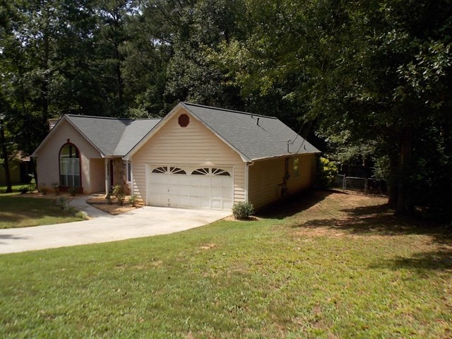 157 Stokes Dr, Stockbridge, GA 30281 photo 3