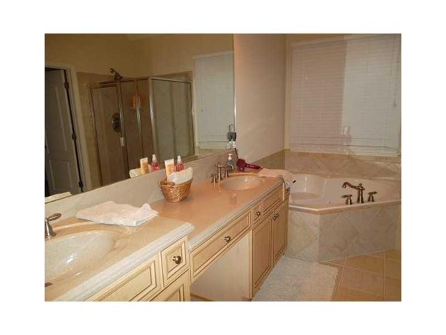 3003 Jesse Mill Ln, Buford, GA 30519 photo 13