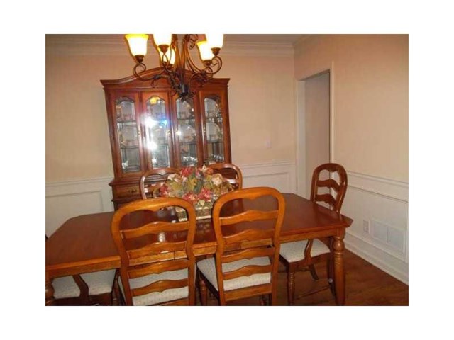 3003 Jesse Mill Ln, Buford, GA 30519 photo 3