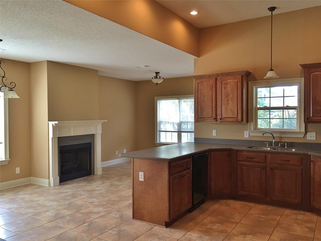 370 Thoroughbred Ln, Macon, GA 31216 photo 7