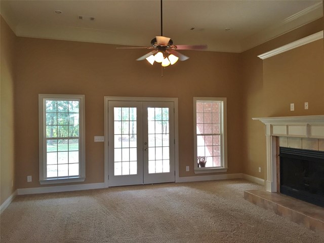 370 Thoroughbred Ln, Macon, GA 31216 photo 4