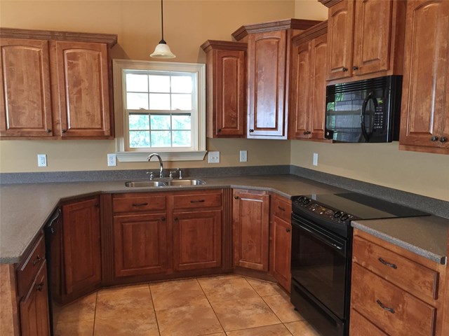 370 Thoroughbred Ln, Macon, GA 31216 photo 9