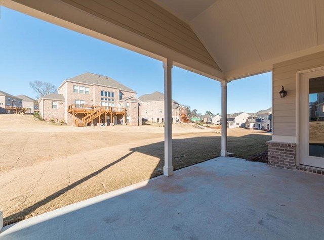 5880 Thoroughbred Way, Suwanee, GA 30024 photo 4