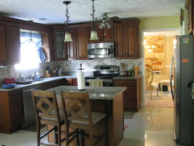 678 Pownal Ln, Hampton, GA 30228 photo 7