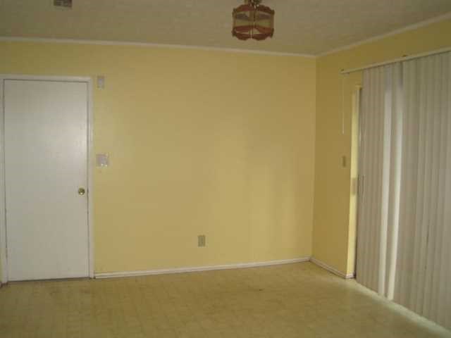 6226 Fieldcrest Dr, Morrow, GA 30260 photo 4