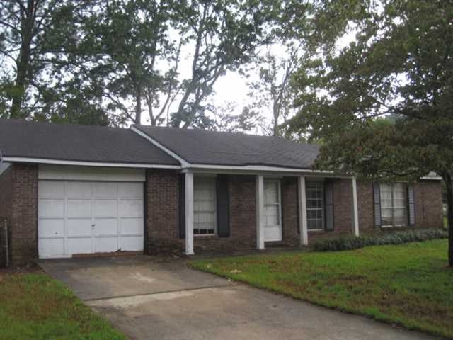 6226 Fieldcrest Dr, Morrow, GA 30260 photo 1