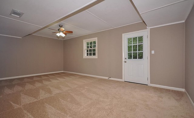 6227 Continental Cir, Morrow, GA 30260 photo 16