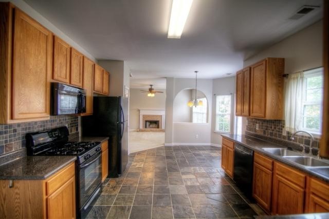 2002 Oakbluff Dr, Austell, GA 30106 photo 8