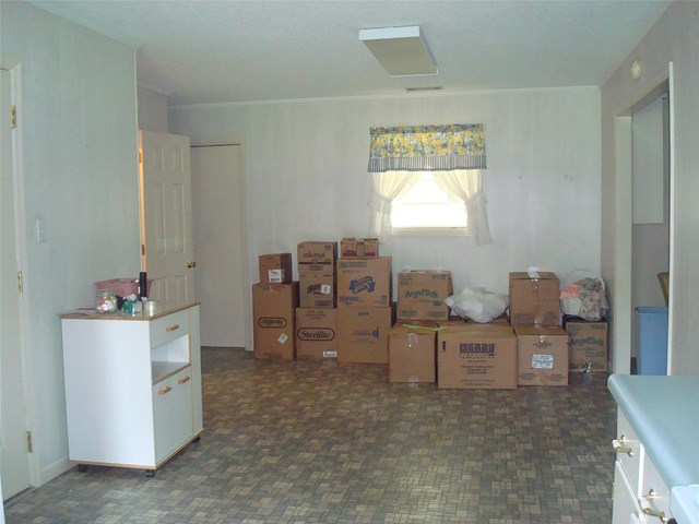 203 Park Dr, Claxton, GA 30417 photo 5