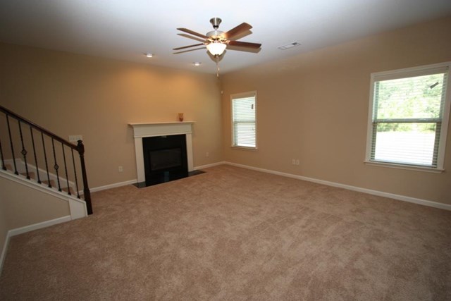 323 Linman Dr, Lagrange, GA 30241 photo 2